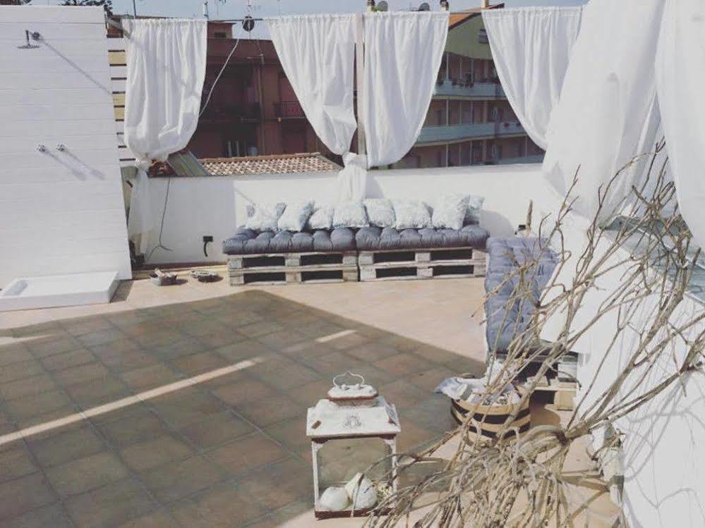 Il Giardino D'Ulisse Bed & Breakfast เรจโจ ดี คาลาเบีย ภายนอก รูปภาพ
