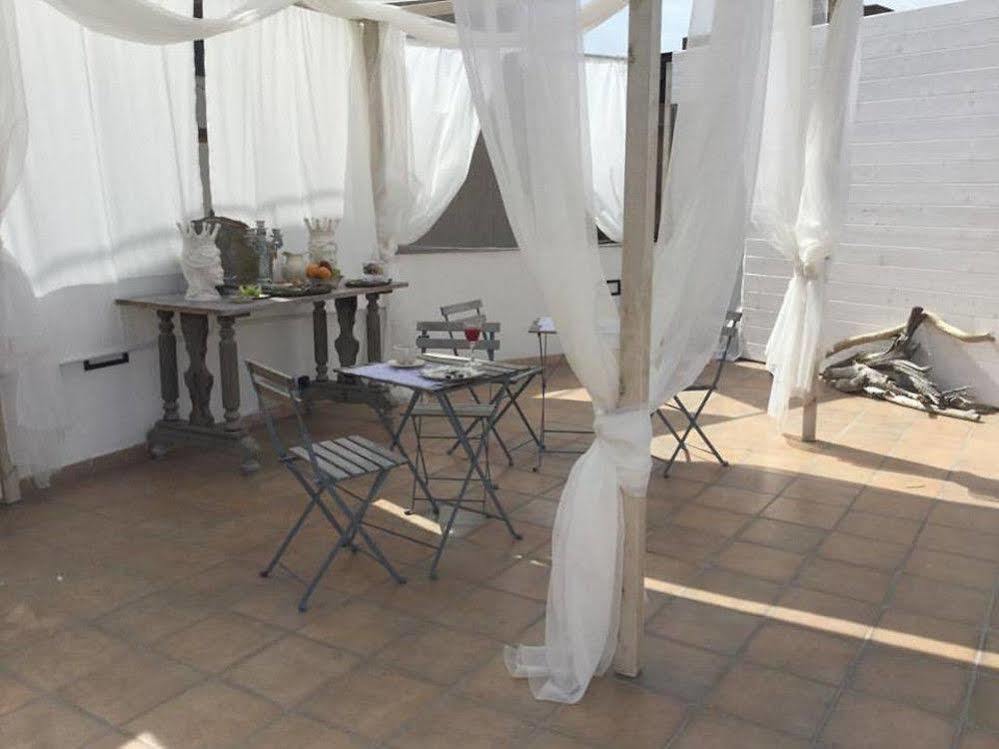 Il Giardino D'Ulisse Bed & Breakfast เรจโจ ดี คาลาเบีย ภายนอก รูปภาพ